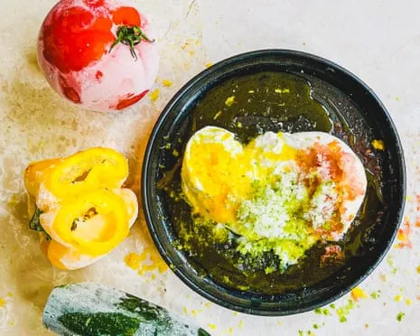 Methods for Transform Leftover Fruit and Veg into a Chilled Food Topping – Guide